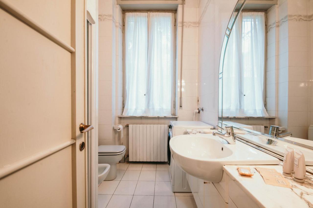 Library Apartment - Villa Candela สเตรซา ภายนอก รูปภาพ