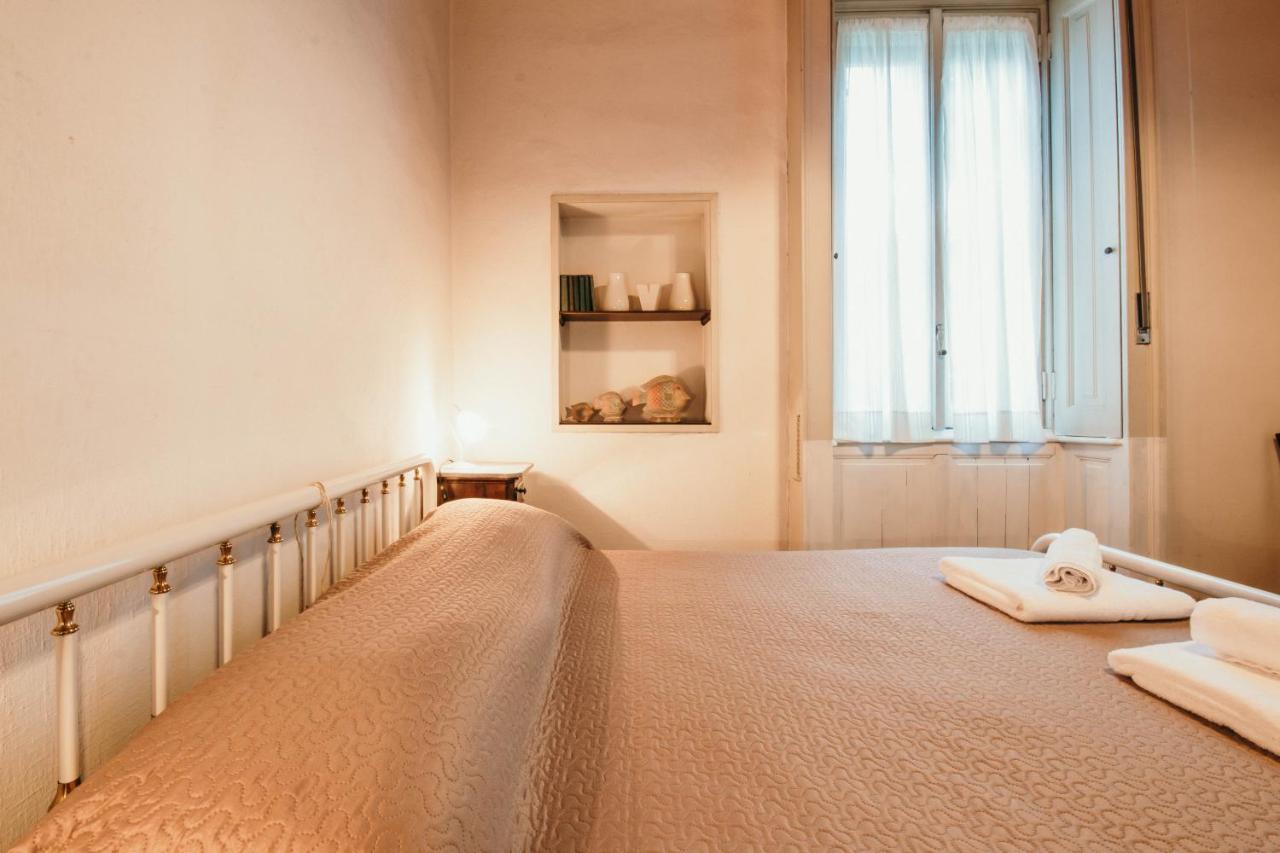 Library Apartment - Villa Candela สเตรซา ภายนอก รูปภาพ